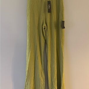 Lulu's Olive Textured Pants